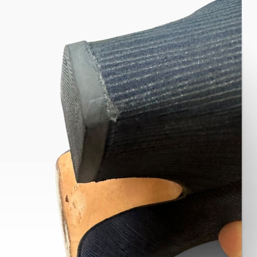 Salvatore Ferragamo Navy Lizard-Embossed Leather Pumps Size 10 AAAA Narrow Italy - Picture 4 of 12